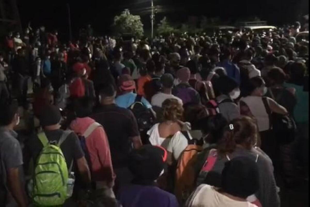 INM ofrece traslado y alimento a niños y mujeres embarazadas de la caravana migrante