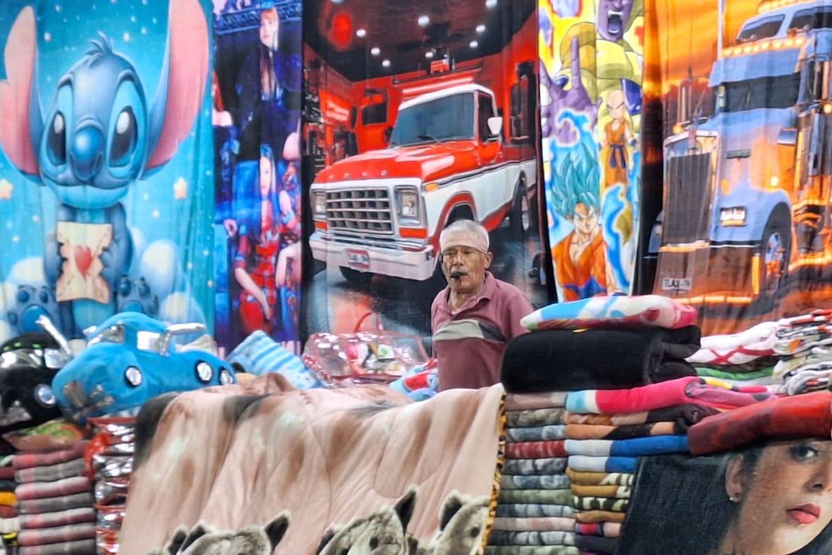 El cobijero y su persuasivo encanto, presente en las Fiestas del Sol