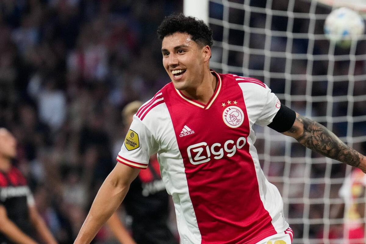 Jorge Sánchez da su primera asistencia como futbolista de Ajax y su equipo gana