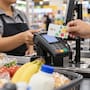 Autoridad antimonopolio pone bajo investigación los vales de despensa y pagos electrónicos en comercios de todo México