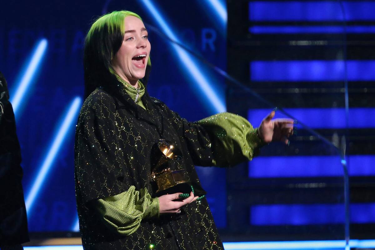 ¿Es 'Guerrera'? Billie Eilish luce playera similar a la de Santos Laguna