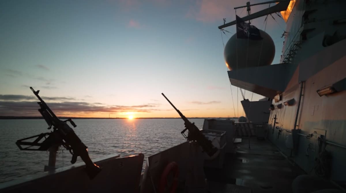 Uno de los barcos de la misión Baltic Sentry de la OTAN. / Captura de pantalla. - CNN