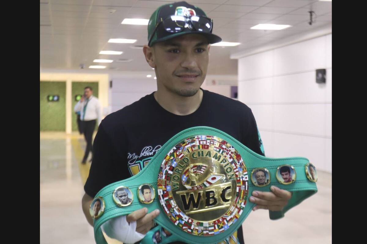 ''Gallo'' Estrada es campeón pese a condición que padecía