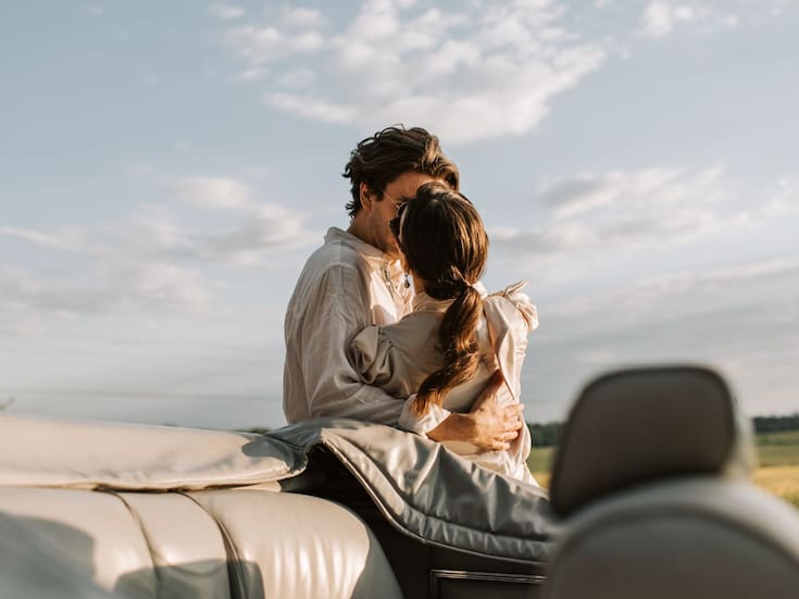 El poder del contacto físico en las relaciones: las parejas con intimidad regular podrían vivir más tiempo