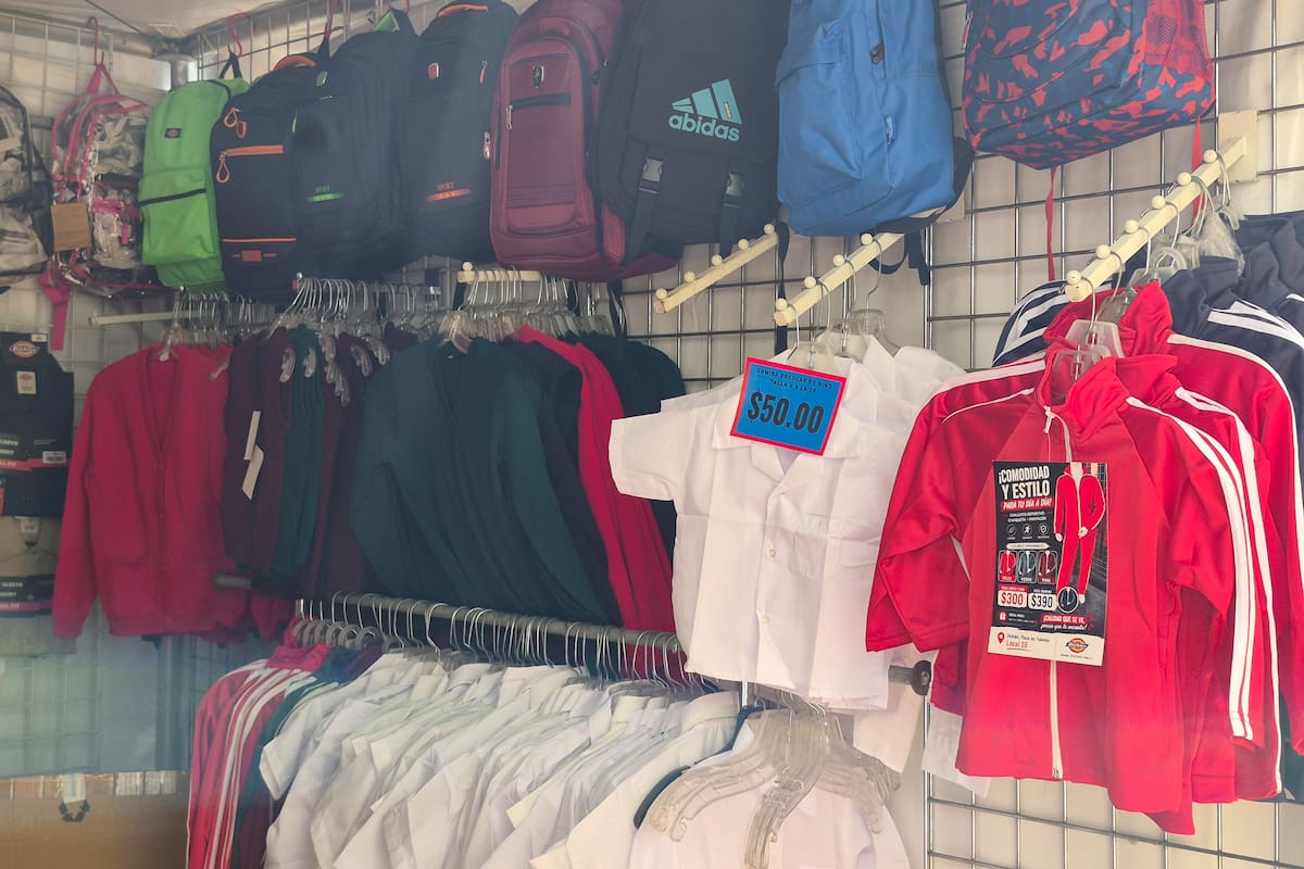 Alza en fletes encarece productos escolares en Tijuana