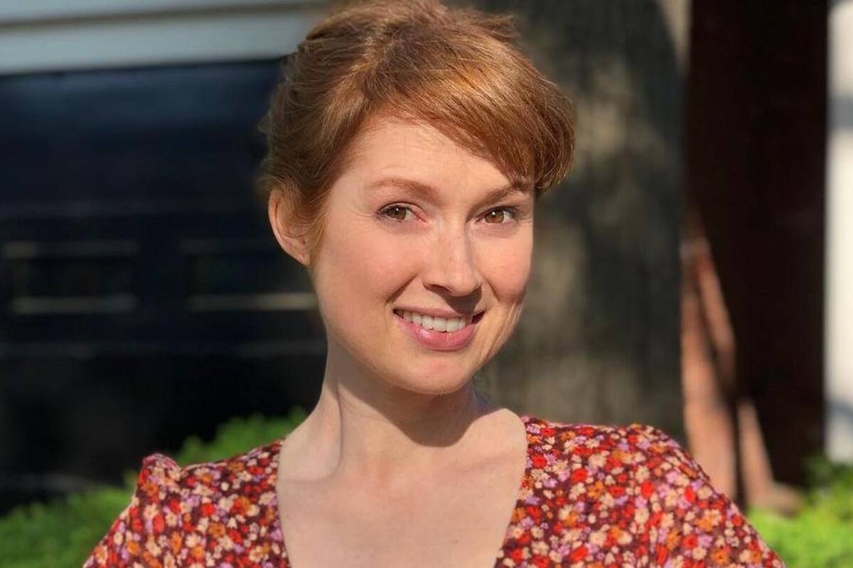 Acusan en redes a Ellie Kemper de formar parte de una organización racista en su juventud