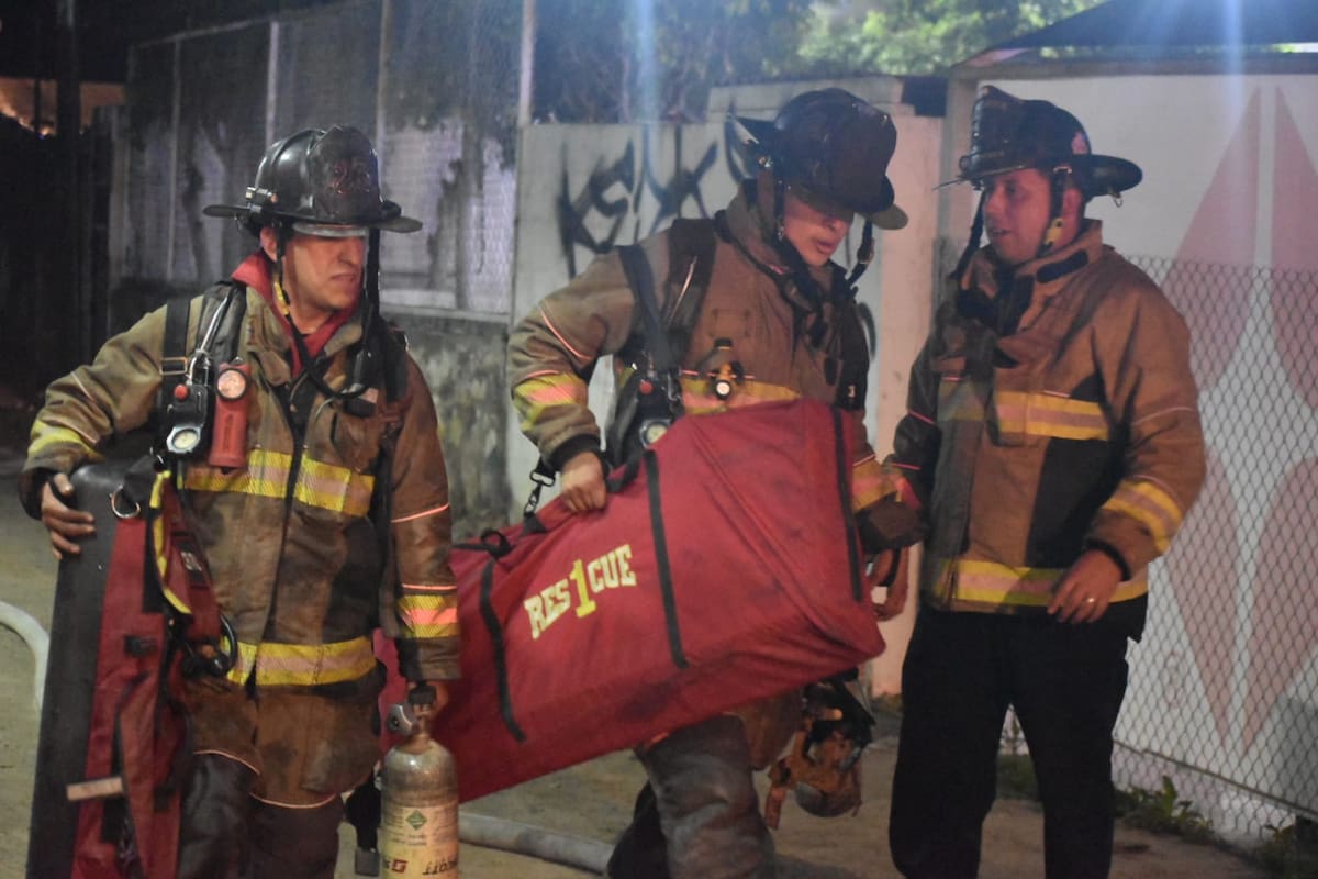 Muere persona calcinada en incendio en la Zona Centro de Tijuana