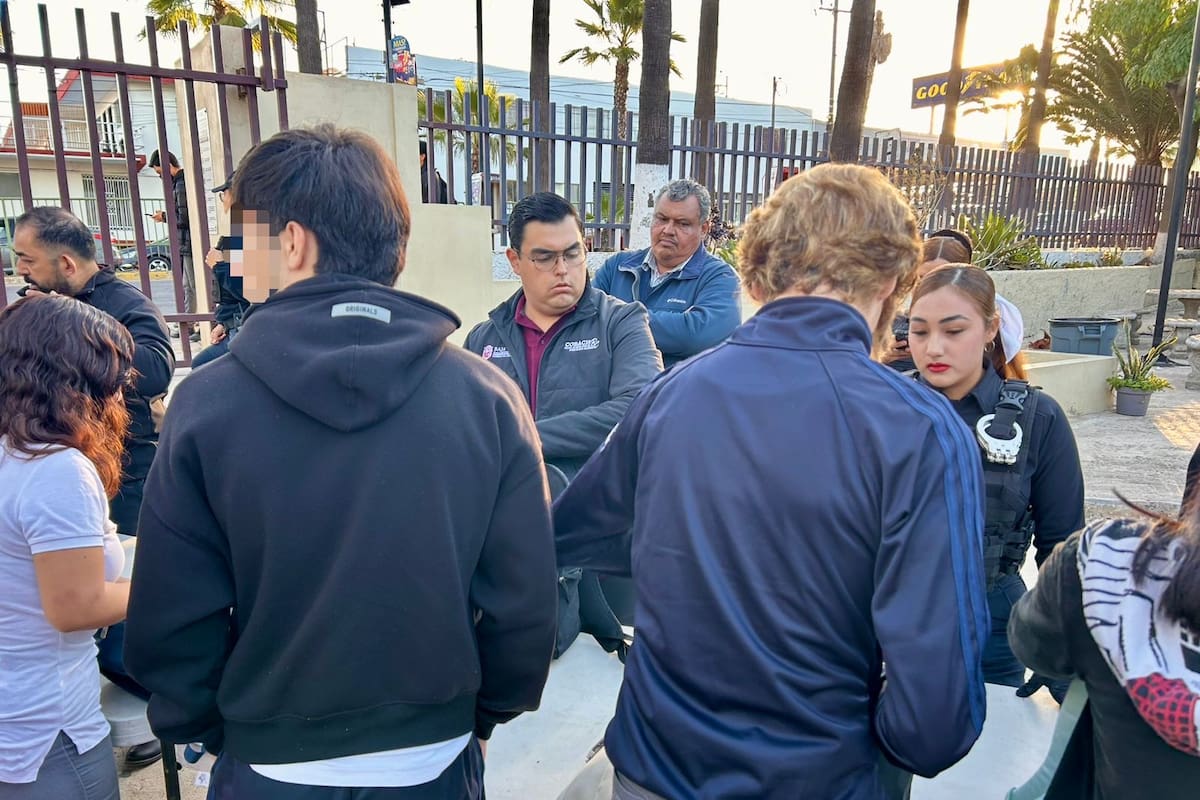 Policía refuerza filtros de revisión en escuelas de Ensenada