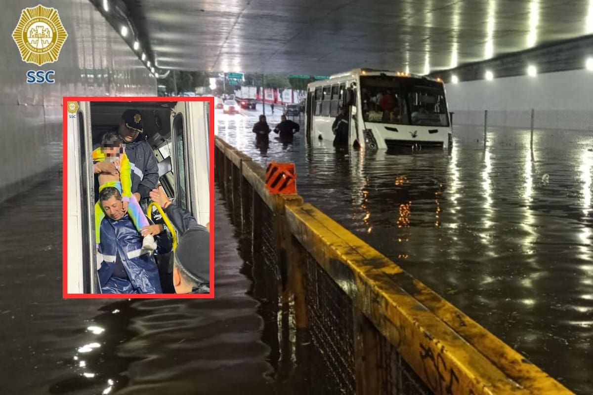 Ayudan a salir a pasajeros de un microbús atrapados tras fuertes lluvias en CDMX (VIDEO)