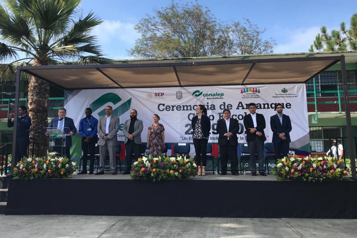 Cónsules buscan espacios educativos para los migrantes