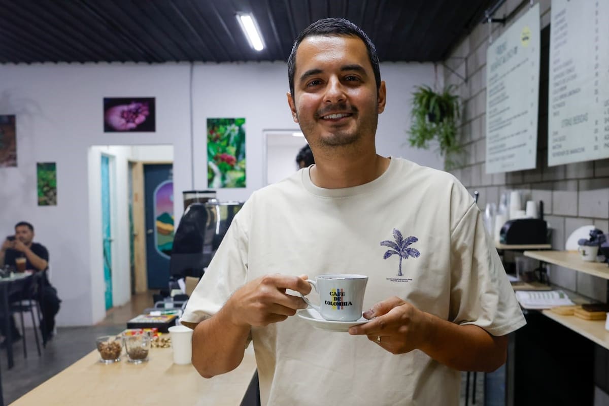 Llegó por unos meses a Mexicali, pero echó raíces; hoy comparte un pedacito de Colombia en cada taza de café