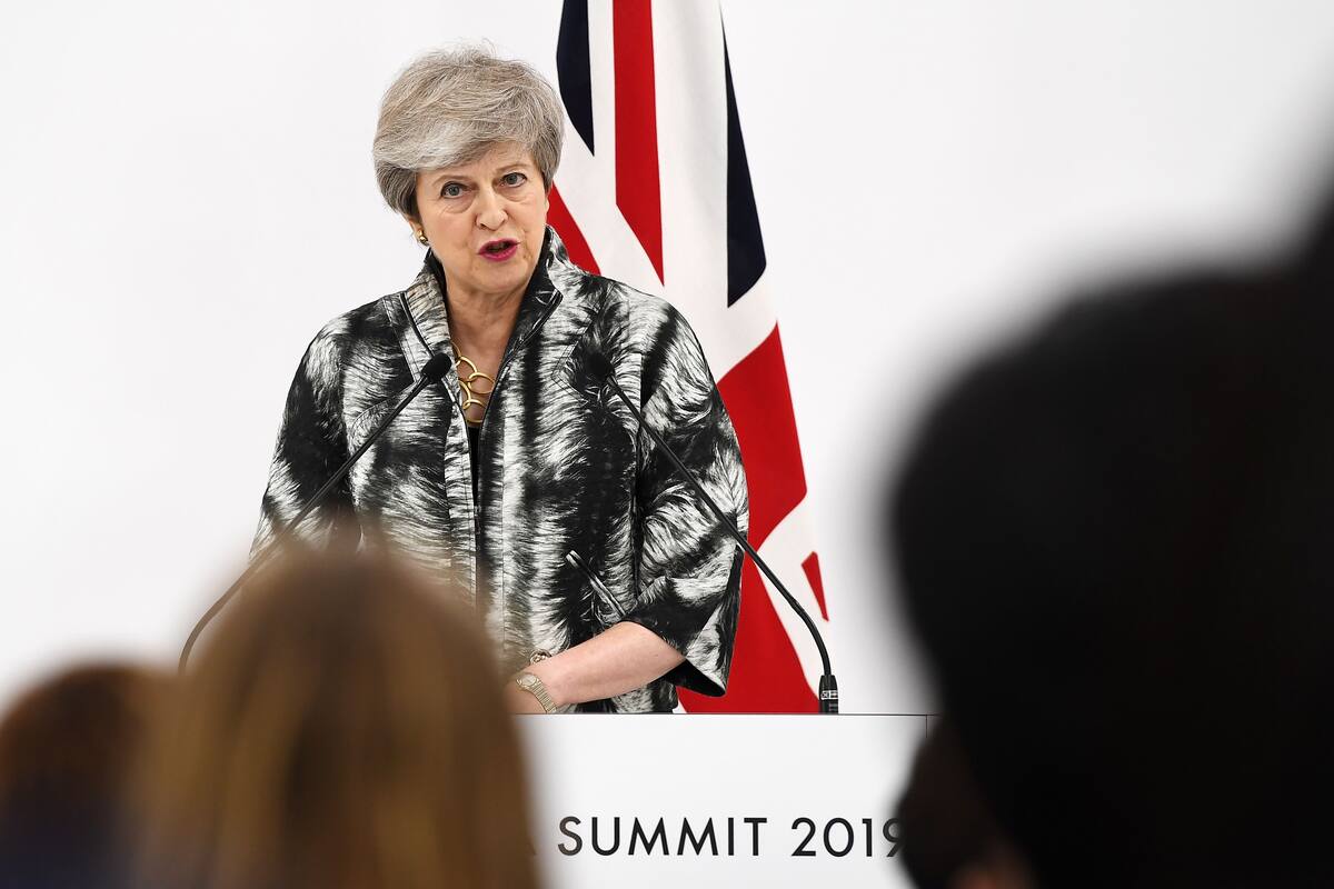 Theresa May no comparte opinión de que la Casa Blanca es "inepta"