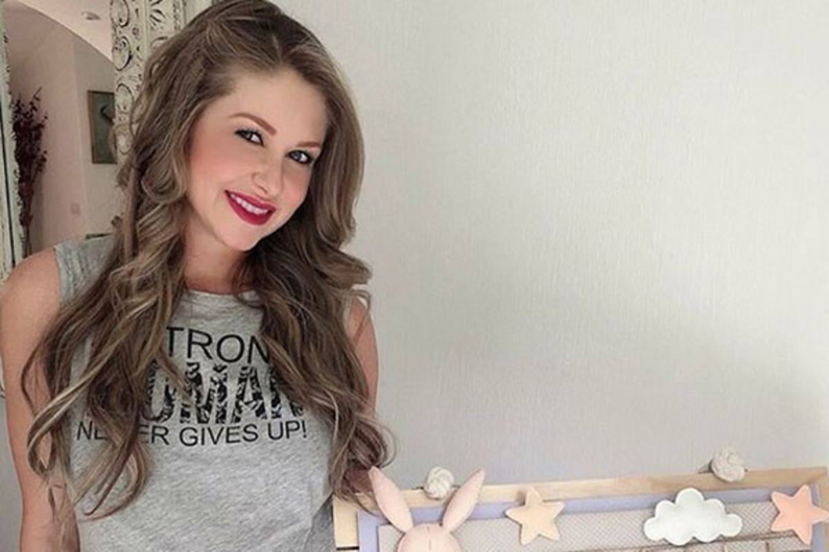 Ingrid Martz se convierte en mamá