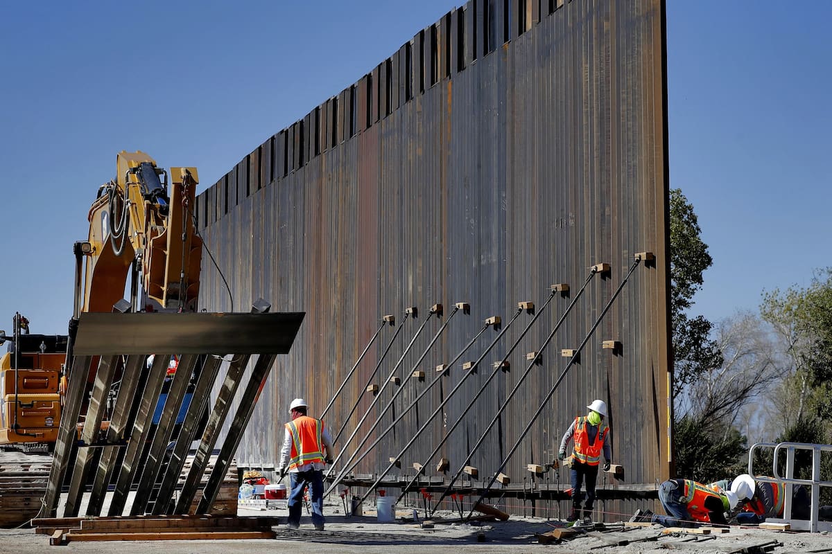 Muro fronterizo: Corte Federal revive demanda demócrata sobre uso de fondos militares