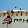 Pemex confirmó presencia de residuos de aceite en cuerpos de agua en Veracruz y activaron protocolos de emergencia en las zonas afectadas