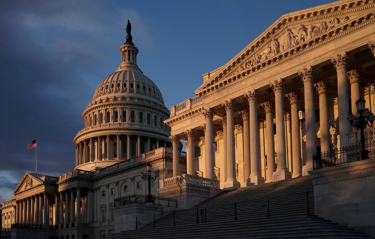 Fotografía de archivo del Capitolio, el 8 de noviembre de 2019. La sede del Congreso ha sido escenario de audiencias abiertas en la investigación para decidir si se le hace un juicio político al presidente Donald Trump. (AP Foto/J. Scott Applewhite)