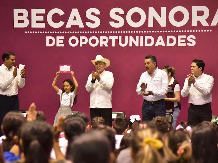 Con becas y una nueva librería, Durazo impulsa la educación de miles de estudiantes en Cajeme