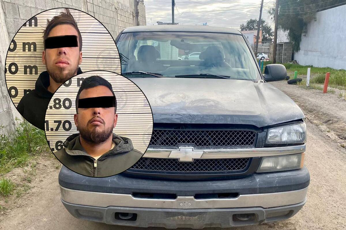 Detienen a dos con arma de fuego y carro robado en Rosarito