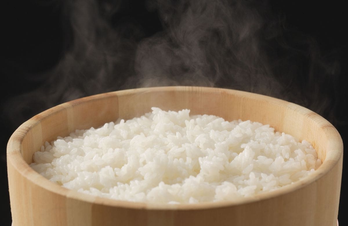 La mascarilla de arroz coreana que promete una piel más suave y luminosa con ingredientes baratos que puedes preparar fácilmente en casa: Cómo hacerla paso a paso | Foto: Especial (canva)