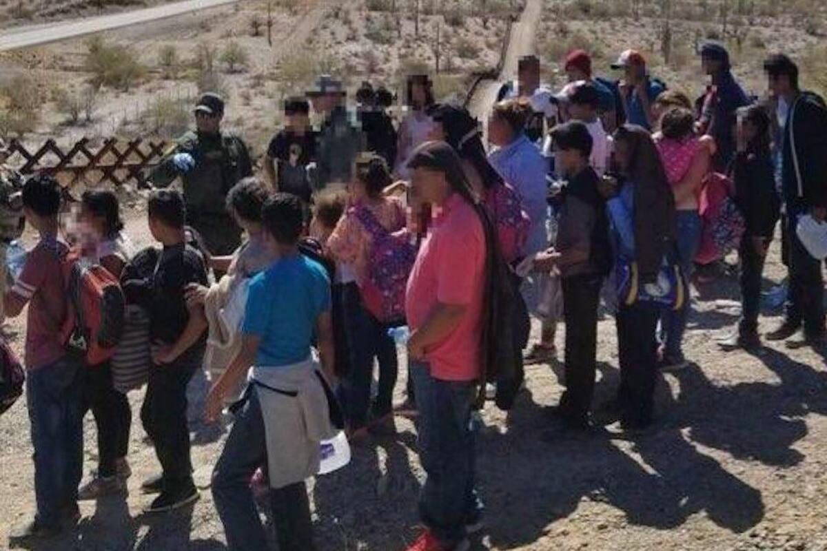 Van casi un millón de arrestos migratorios