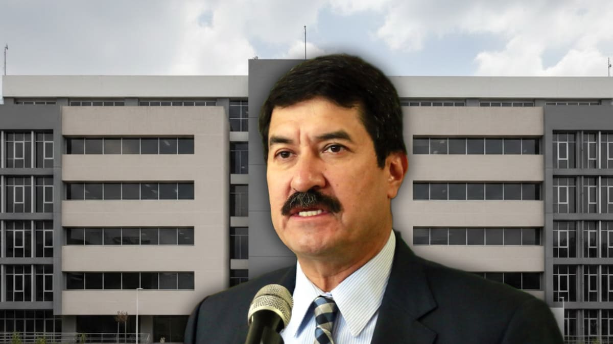 La FGR tomará el caso contra Javier Corral, exgobernador de Chihuahua, por presunto peculado de 98.6 millones de pesos tras decisión de un tribunal federal