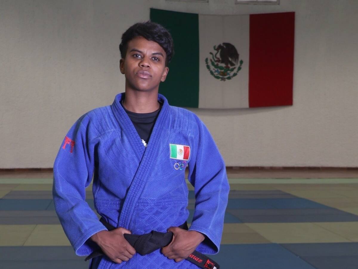 En los Juegos Olímpicos de París 2024, se convirtió en la primera mexicana en obtener una medalla en esta disciplina, al ganar la plata en la categoría de -63 kilogramos.