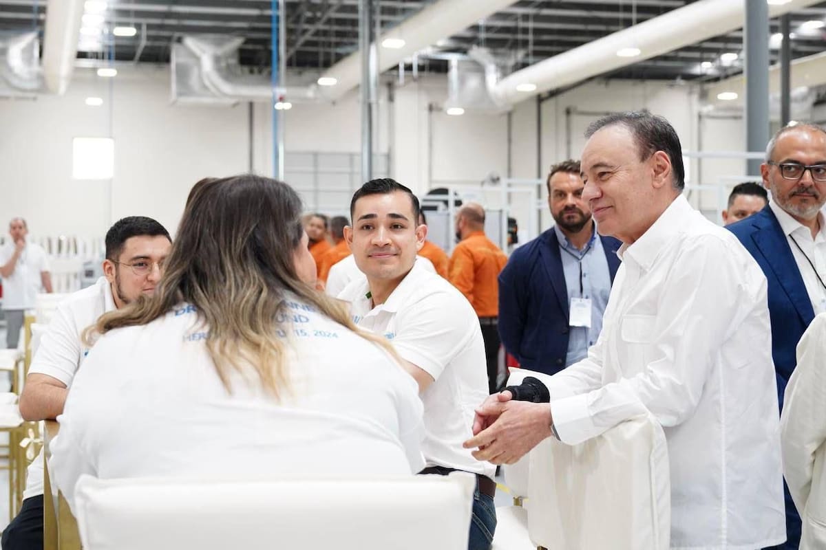 El gobernador Alfonso Durazo anunció una inversión de 725 millones de pesos de GE Aerospace para expandir su planta en Hermosillo. FOTO: ESPECIAL