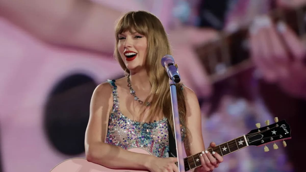 Taylor Swift se convierte en la mujer más joven en ingresar al Salón de la Fama de los Compositores
