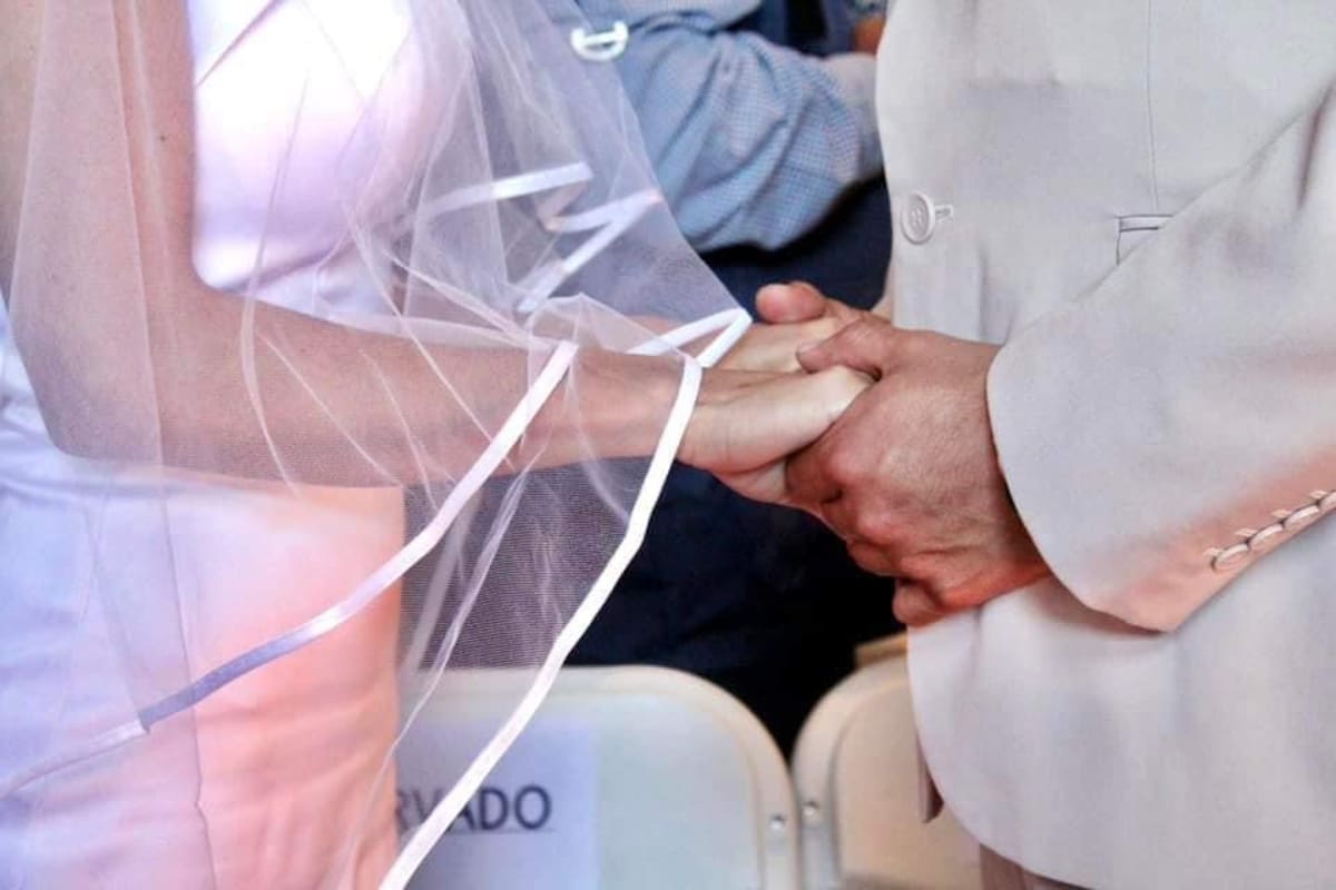 En matrimonios convencionales dentro de la Casa Municipal, bodas colectivas, igualitarias y en delegaciones.