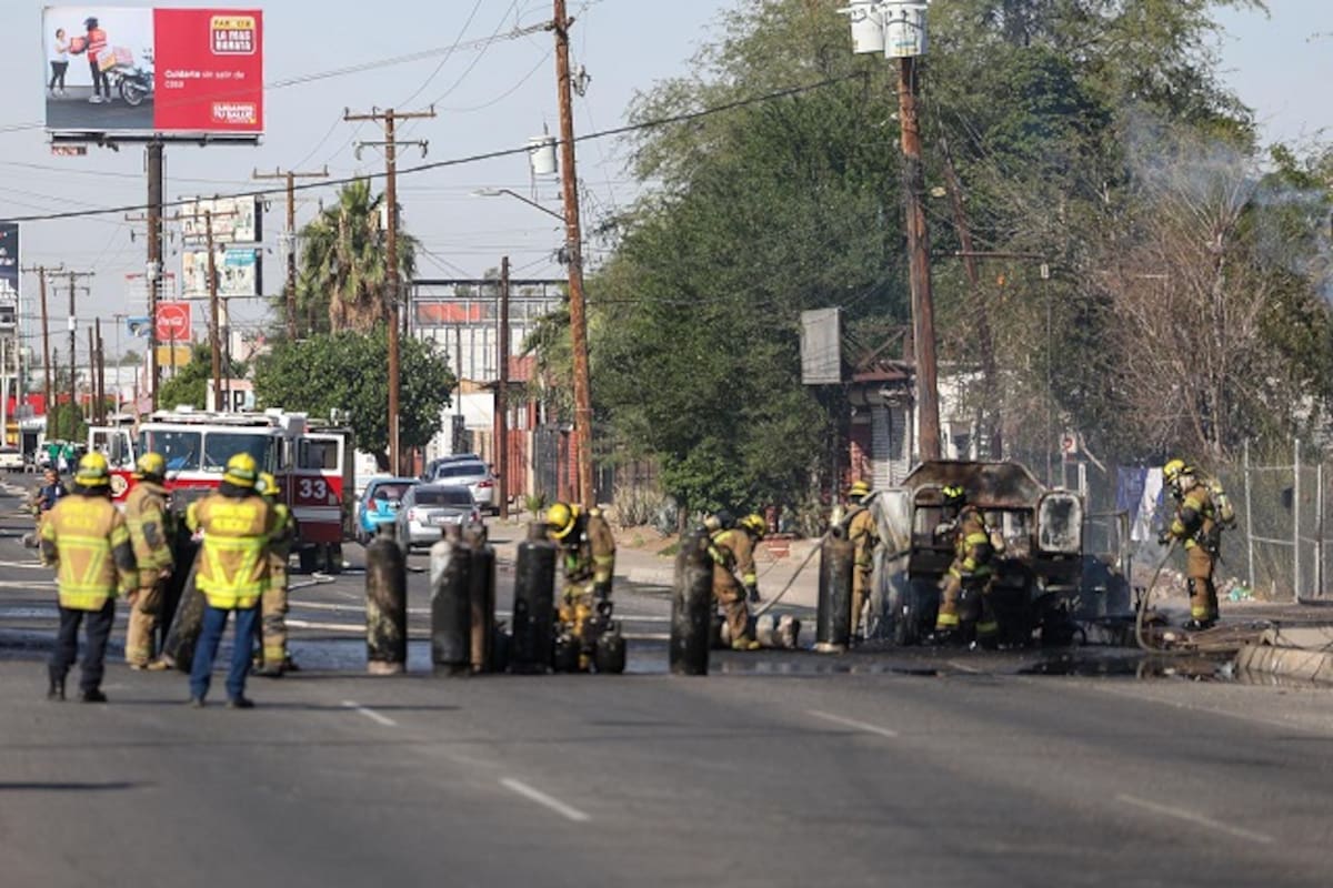 Explosión de camión de gas provoca incendio y daños en la Terán Terán