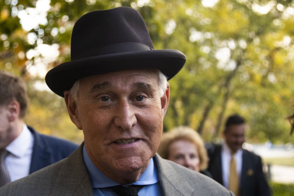 Asociado de Donald Trump, Roger Stone, declarado culpable de mentir al Congreso
