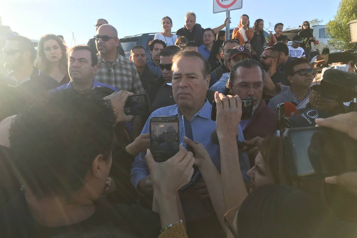 Impiden en Verona reunión con afectados de Lomas del Rubí