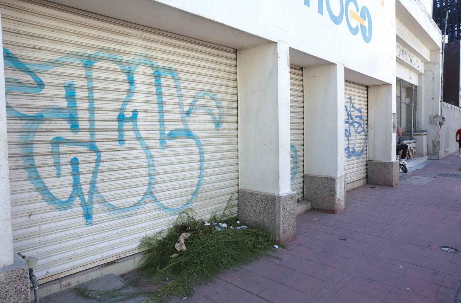 Mejorar accesos, estacionamiento y espacios con sombra es parte de las propuestas para atraer compradores al Centro de Hermosillo. FOTO: TEODORO BORBÓN