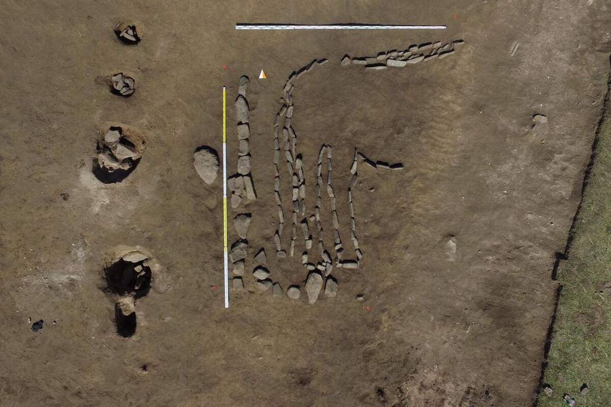 Hallan en Siberia geoglifo único en forma de toro el doble de antiguo que los de Nazca