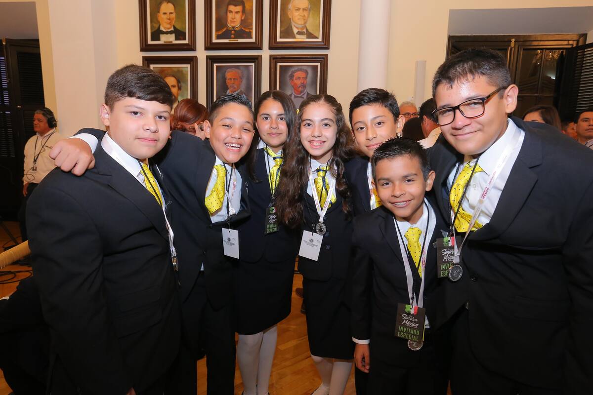 Niños destacados invitados especiales para el Grito de Independencia en Sonora