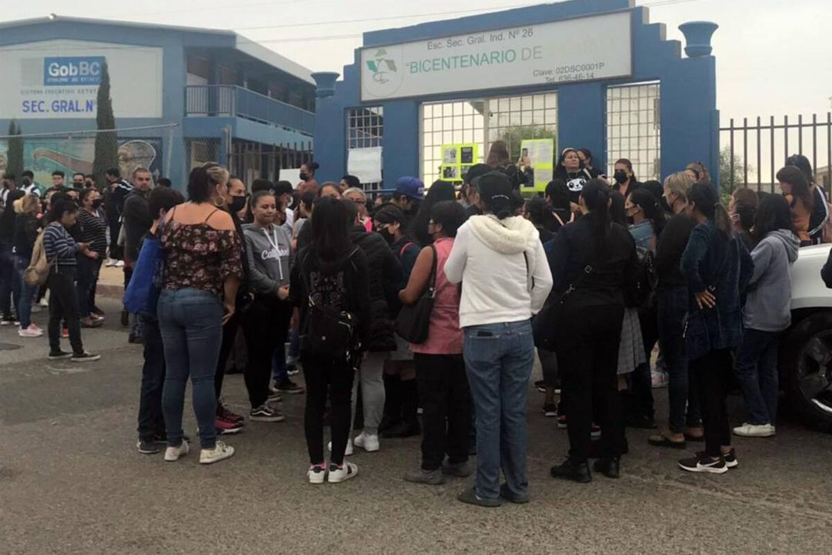Exigen cambio de clave en secundaria 26 de Tijuana