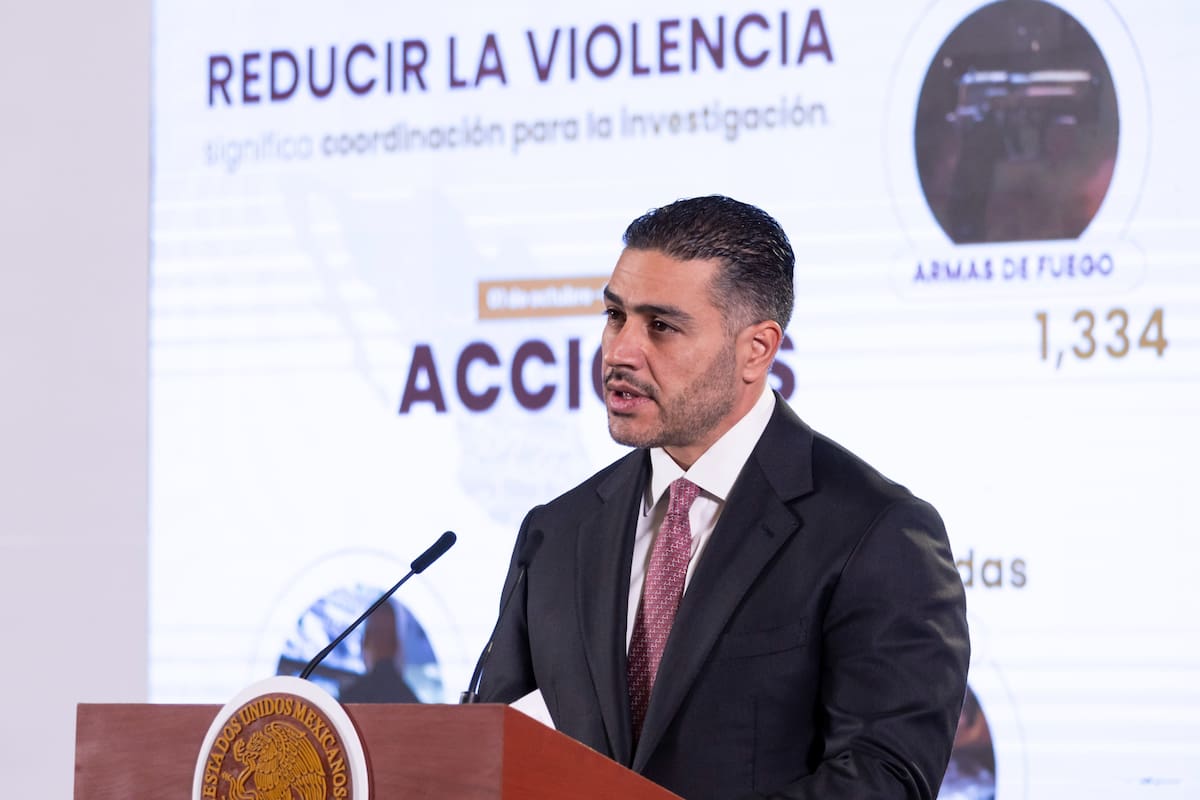 Omar García Harfuch: “Cualquier tipo de diálogo con las organizaciones criminales es un espejismo”, declara en la Cámara de Diputados