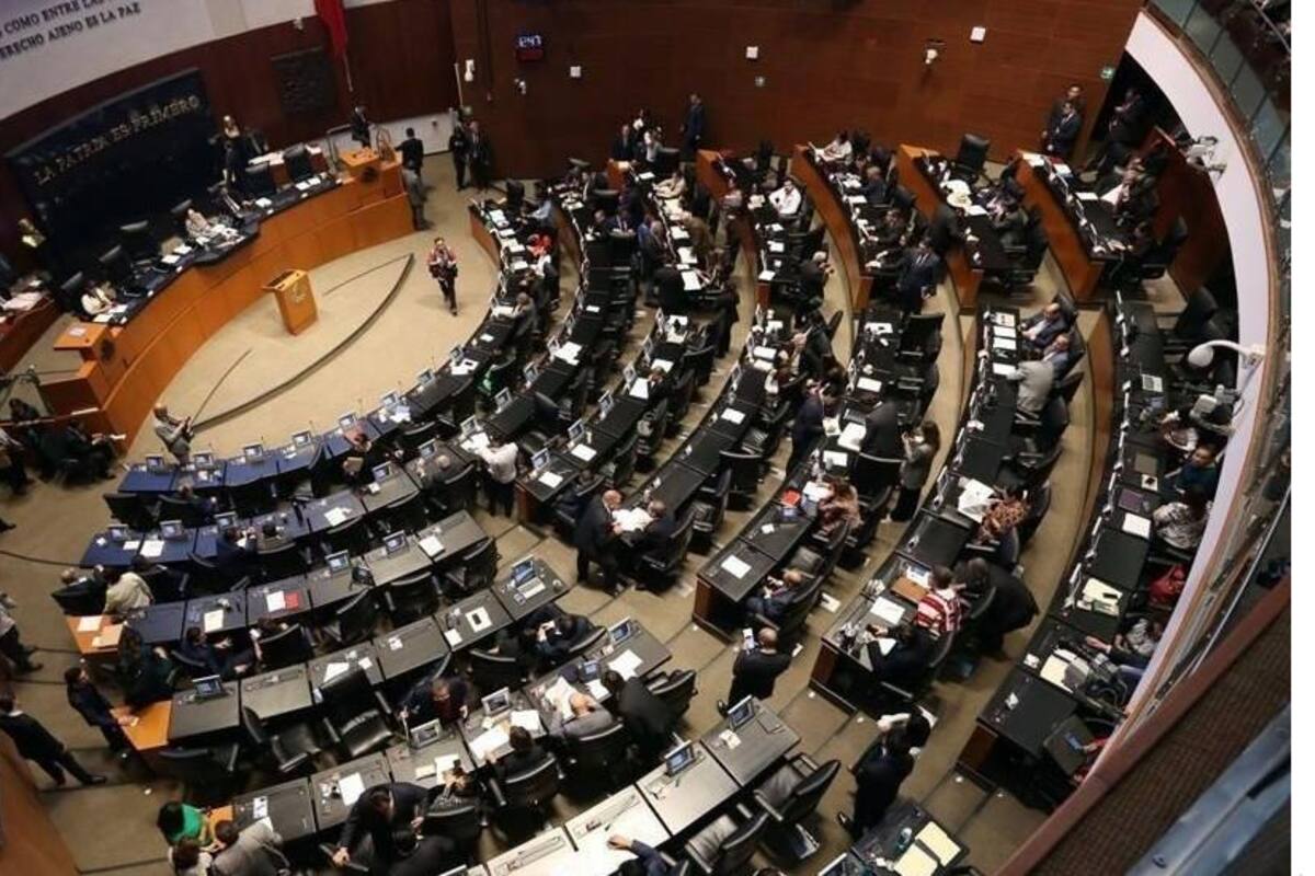 Aprueba Senado eliminación del fuero presidencial en lo general; envía decreto a congresos estatales