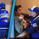 Furioso aficionado de los Azulejos ataca a joven en restaurant de Toronto pocas horas después de que los Dodgers ganaran la Serie Mundial