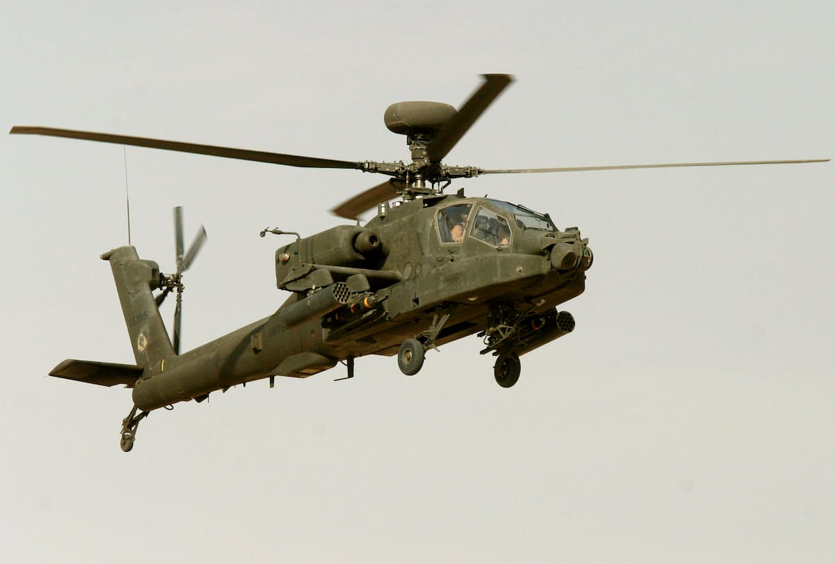 XAH04 BAGDAD (IRAK), 26/1/2009.- Fotografía de archivo sin fechar que muestra un helicóptero de las fuerzas aéreas estadounidenses en Bagdad, Irak. Cuatro soldados estadounidenses murieron hoy, lunes 26 de enero, al chocar dos helicópteros en el norte de Irak, según un comunicado oficial estadounidense. EFE/Ali Haider.