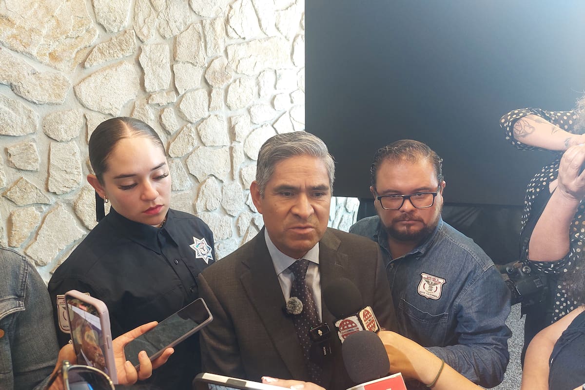 Detectan dos cisternas de robo de combustible en Ensenada