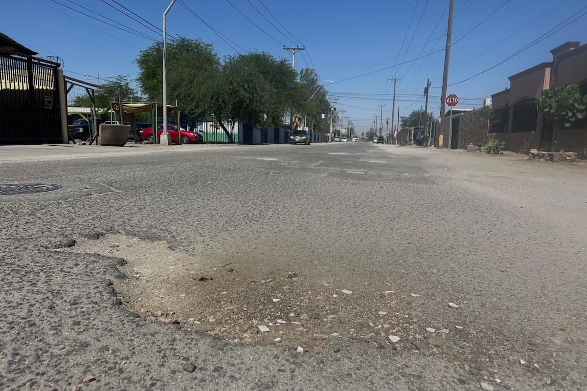 Vecinos de la colonia Voluntad denuncian calles en muy mal estado