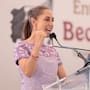 Claudia Sheinbaum felicita a los papás en su día