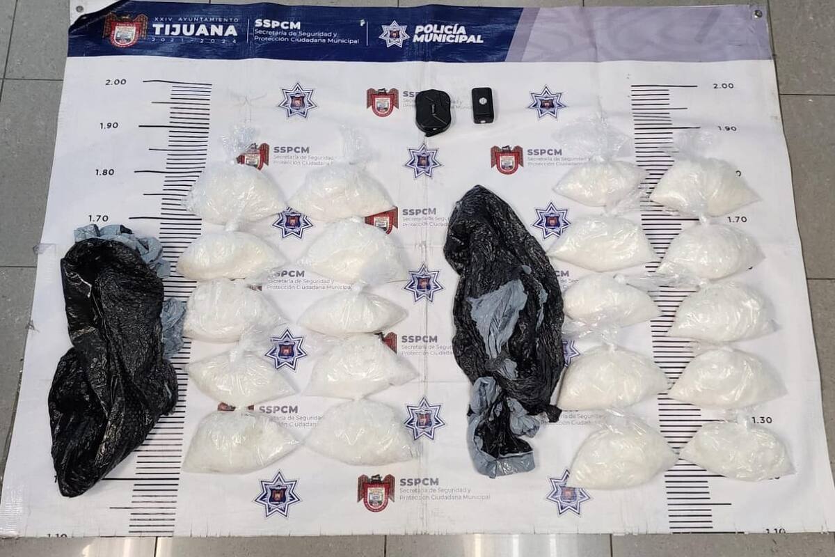 Mujer localiza droga dentro de su vehículo