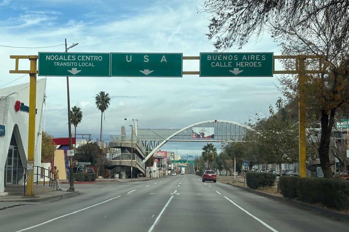 Se paralizan calles de Nogales en Navidad