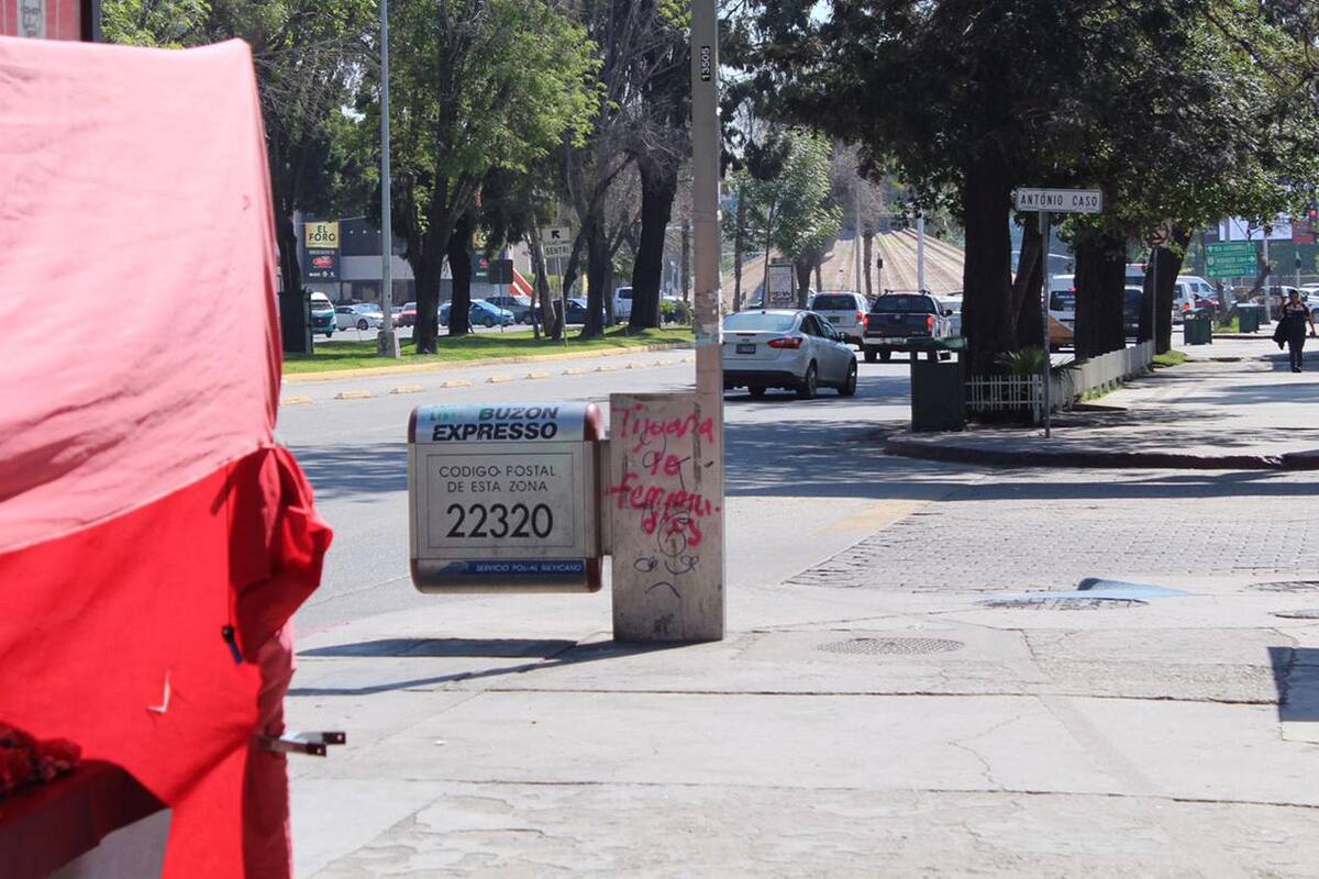 8M en Tijuana: Ambulantes de Zona Río toman precauciones por marcha feminista