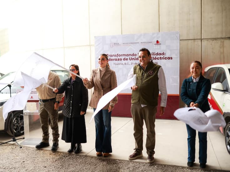 Impulsa Gobernadora Marina del Pilar movilidad moderna y sustentable con nuevas unidades électricas de IMOS