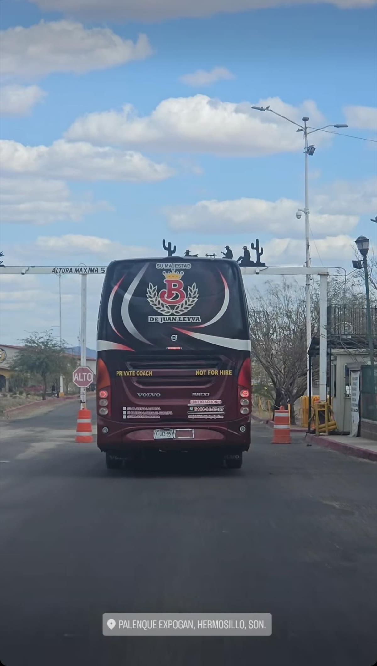 La Brissa se alista para subir al escenario junto a Grupo Firme en el palenque de Hermosillo | Captura de pantalla: IG @sumajestadlabrissajl
