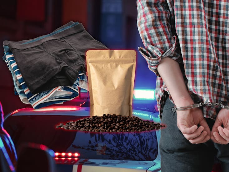Roba café y ropa interior en un super