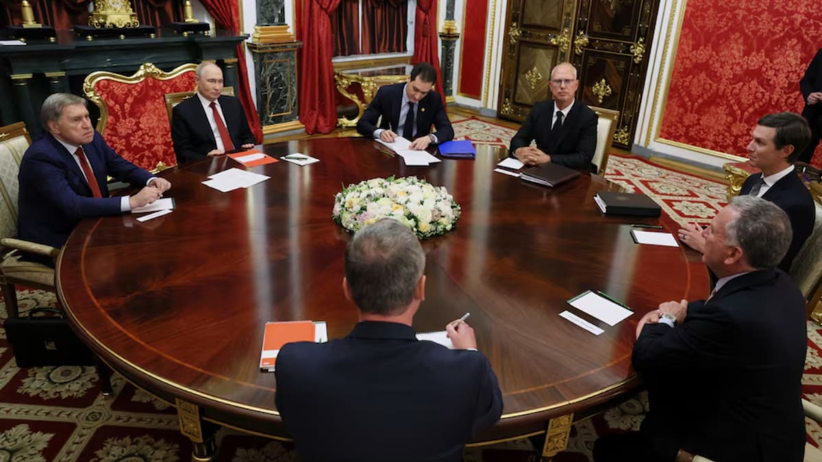 Putin recibió a los enviados de Trump en Moscú para discutir nuevas propuestas sobre Ucrania, mientras las diferencias entre Rusia y Kiev mantienen en duda cualquier posibilidad de un acuerdo de paz. (Reuters)